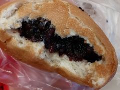 紫米面包-宏发红西饼屋(天津路店)