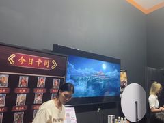 -暴风岛沉浸式体验馆(百联世纪店)