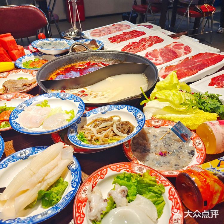 吃郝阿娘鲜切牛肉自助火锅!好city啊~