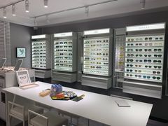 -目艮眼镜SHOWROOM(品牌集合店)