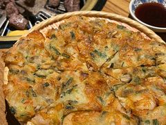 海鲜煎饼-炼火烤肉店