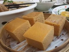 -东豪园林海鲜酒家(南港路辅路店)