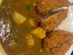 手工炸牛肉饼咖喱饭+意式蔬菜-COCO壱番屋(现代城店)