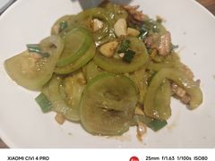 -黄泥岗·地道湖北菜(奥特莱斯店)