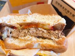 芝士安格斯厚牛堡-麦当劳(双榆树店)