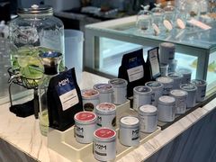 零售区-UNI UNI(环亚凯瑟琳店)