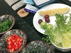 -红鼎豆捞·非遗鲍皇汤火锅(宝丰路店)