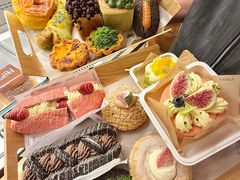 -奈雪的茶(亨特国际广场店)