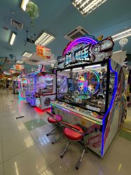 -莫莉幻想儿童乐园(武汉经开永旺店)