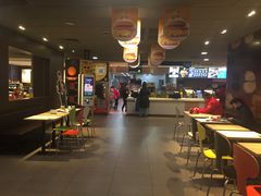 大堂-麦当劳(南京路2店)