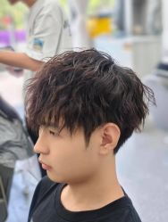 -H·Y HAIR SALON烫发·染发·造型