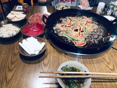 -周幺妹重庆老火锅(银泰城总店)