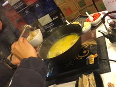 -鲜入围煮花胶鸡海鲜火锅