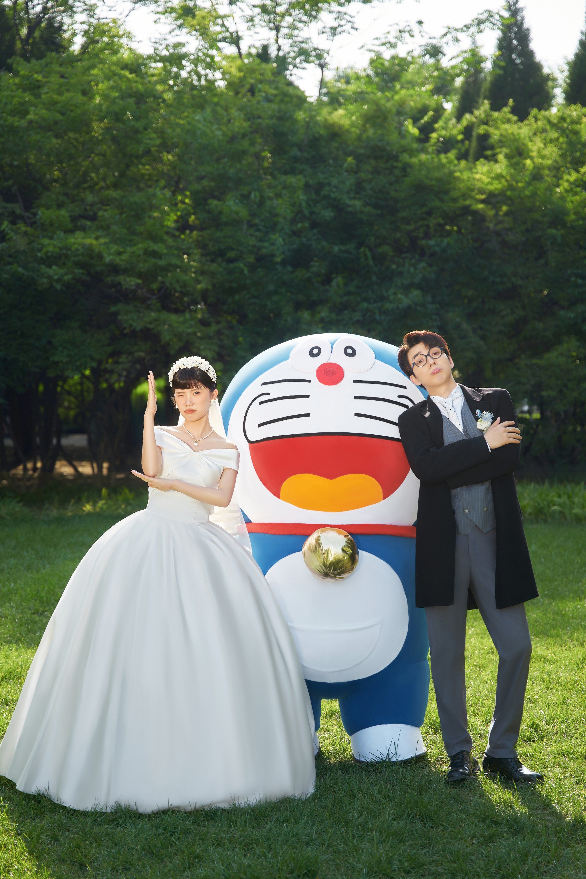 圆梦啦!真人版大雄和静香婚纱照这么甜的