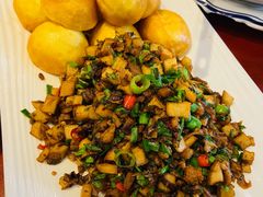 -小鱼儿海鲜港(新村十区店)