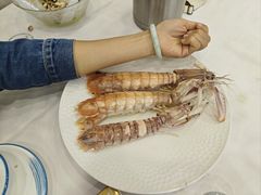 -粤盛海鲜平价店(洛溪食街店)
