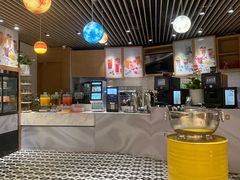 -咖啡苑自助餐厅·中国大饭店