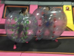 -嘿哟动霸CHUA·新潮玩运动娱乐中心·蹦床滑冰团建乐园