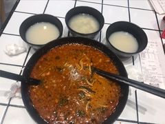 -肥汁米蘭香港米线(长宁来福士店)