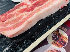 满心尝五花肉-本家韩国烤肉(青岛万象城店)