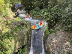 -尧山大峡谷漂流