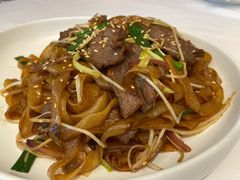 豉油皇干炒霜降牛河-千灯盛汇·头牌粤菜(致越优城店)