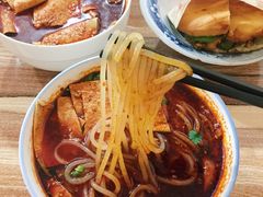-老字号杨坡红油米线腊汁肉夹馍(东四道巷店)