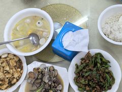 -湘里湘亲饭店(闸坡店)