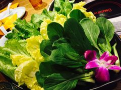 -三人行骨头王火锅(长寿店)