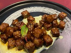 -梧桐树下(云锦世家店)
