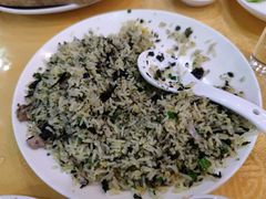 -鹏城人家海鲜酒家·23年老字号(较场尾店)