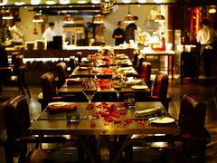 -恰餐厅及酒吧 CHAR Bar & Grill (北京丽都皇冠假日店)