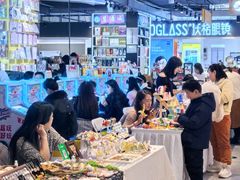 -王府井百货熙地港店