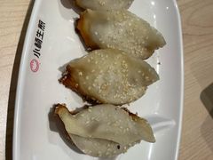 -小杨生煎(金山百联购物中心3楼店)