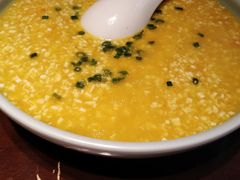 -阿瓦山寨·湘菜现炒·剁椒鱼头王(咸阳总店)