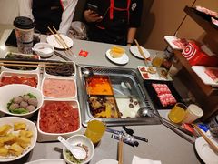 -海底捞火锅(宝龙广场夜宵主题店)