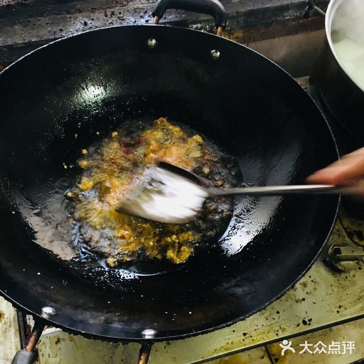 正宗家常麻婆豆腐，有盐有味，很下饭。