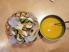 -麦田工坊(月湖店)