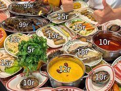 -四囍码头海鲜烧烤自助火锅(外滩南京东路悦荟广场店)