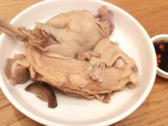 镇店一品老鸡汤-顺风汤馆·广府粤菜(江宸天街店)