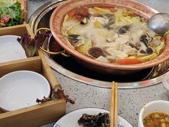 -阿婆情腊排骨火锅(金虹路店)