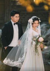 -雪中彩影婚纱摄影·微光艺术中心