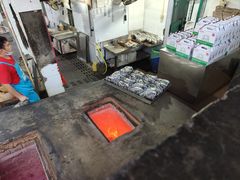 -满記土窑烧鷄波浪山莊
