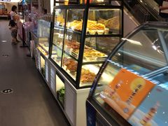 面包甜点陈列柜-卷心卷意·轻甜蛋糕(新光天地店)