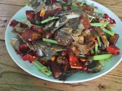 -超越海鲜屋(飞龙物业店)