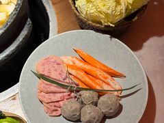 -芸山季·云南野生菌火锅(人民广场来福士店)