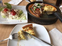 -必胜客(康华路店)