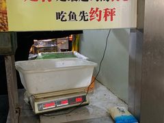 -烧哥美蛙肥肠鱼火锅·十五年社区店