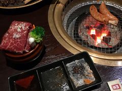 -山川小町·极番烧肉(新地假日广场店)