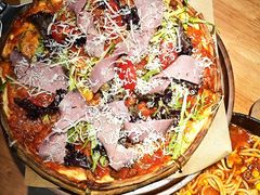 -Dragon Pizza•圆脸龙披萨·牛排餐厅